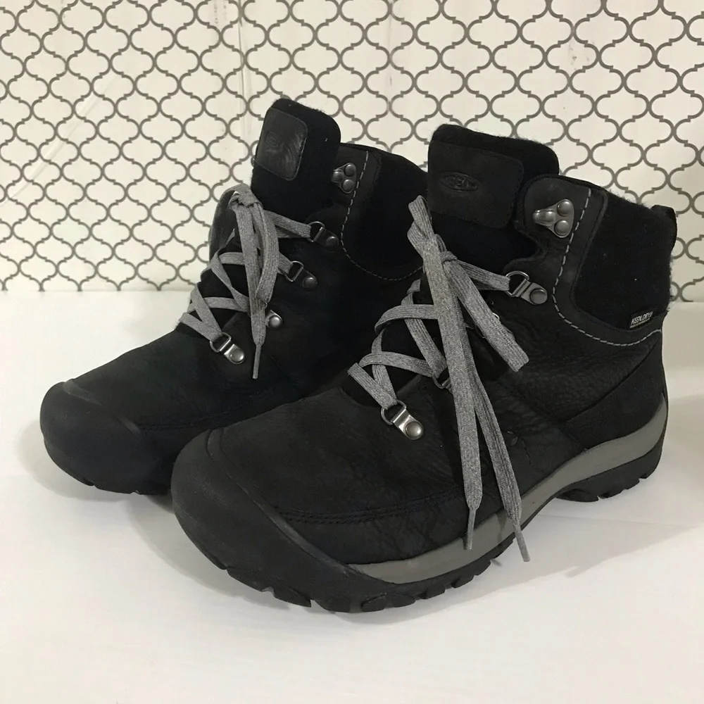 Keen Women's Kaci III Black Waterproof Boots 1026720 Size 9.5